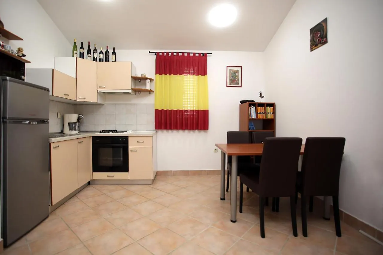 Apartment Ilario Medulin 0*,  Kroatië
